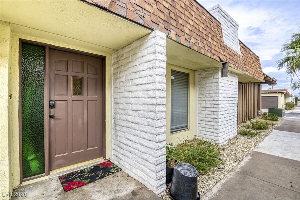 Image 1 of property listing at 2765 Heritage Court, Las Vegas, NV 89121