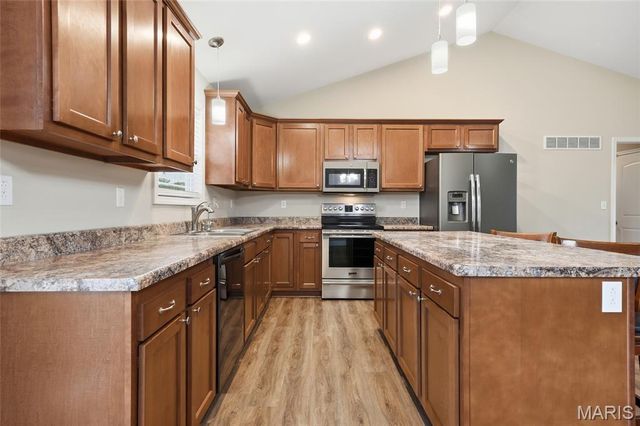 1017 Bay Hill Boulevard, Union, MO 63084