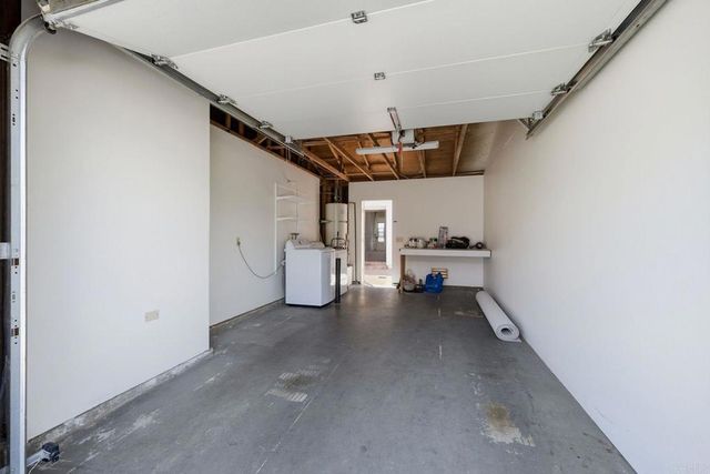6805 Briarwood Drive, Carlsbad, CA 92011