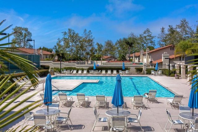 6805 Briarwood Drive, Carlsbad, CA 92011