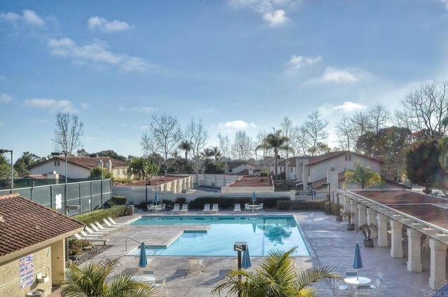 6805 Briarwood Drive, Carlsbad, CA 92011