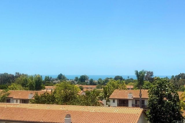 6805 Briarwood Drive, Carlsbad, CA 92011
