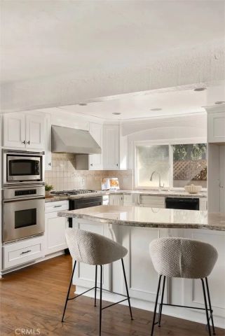 24751 Woodhill Ln, Lake Forest, CA 92630