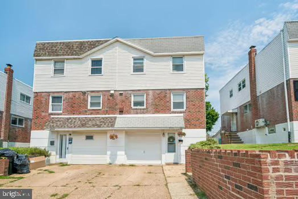 2715 MOWER ST, PHILADELPHIA, PA 19152 — exterior