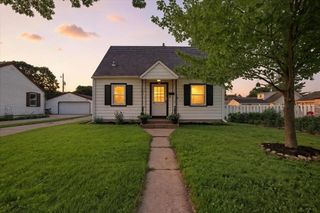 231 Coolidge AVENUE, Waukesha, WI 53186