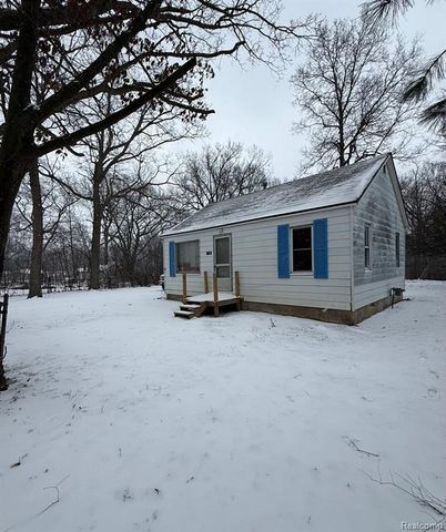 1306 E Humphrey Avenue, Flint, MI 48505
