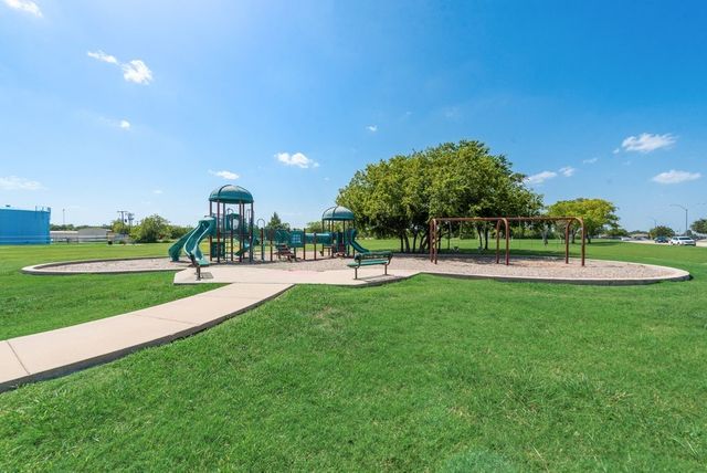 1908 Cassandra Court, Fort Worth, TX 76131
