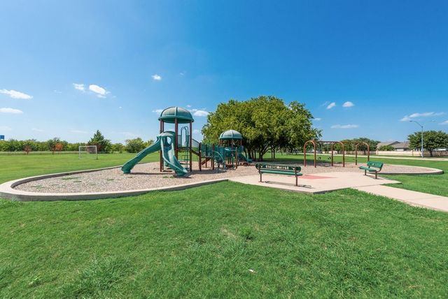 1908 Cassandra Court, Fort Worth, TX 76131