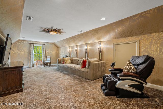 1150 Appaloosa Way, Knoxville, TN 37922