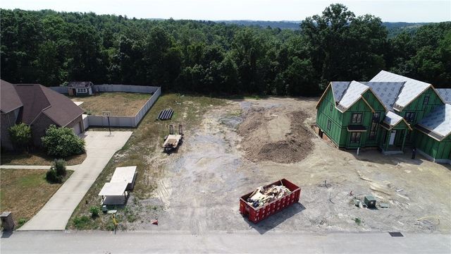 2096 Laurel Ridge Dr, Jefferson Hills, PA 15025