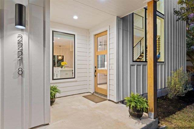 22218 Briarcliff DR, Spicewood, TX 78669