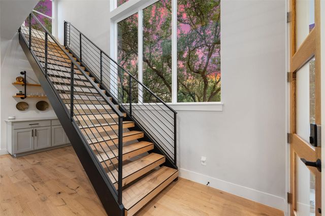 22218 Briarcliff DR, Spicewood, TX 78669