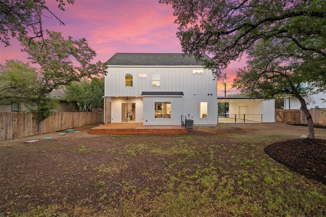 22218 Briarcliff DR, Spicewood, TX 78669