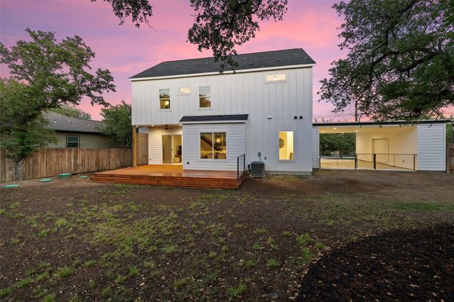 22218 Briarcliff DR, Spicewood, TX 78669