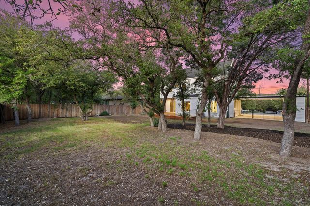 22218 Briarcliff DR, Spicewood, TX 78669