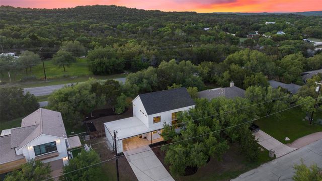 22218 Briarcliff DR, Spicewood, TX 78669