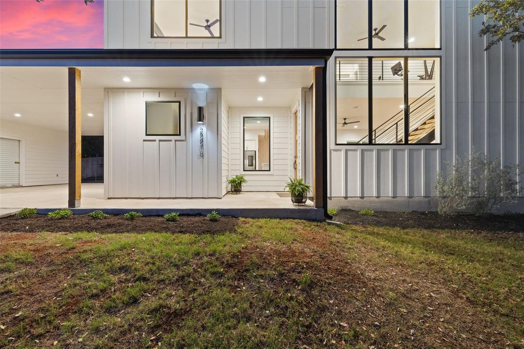 22218 Briarcliff DR, Spicewood, TX 78669