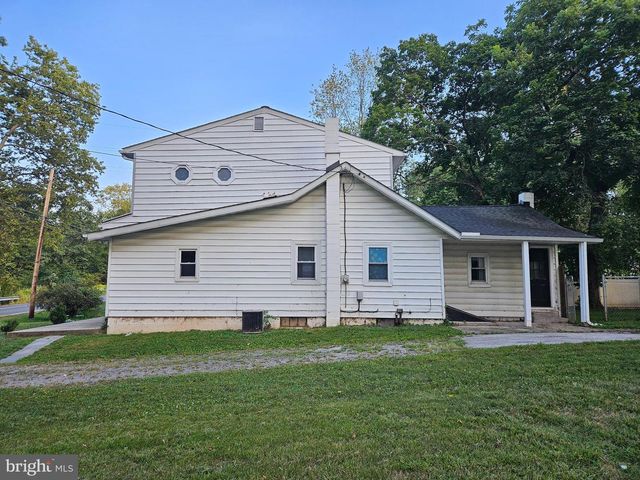 941 CONEWAGO CREEK RD, Manchester, PA 17345