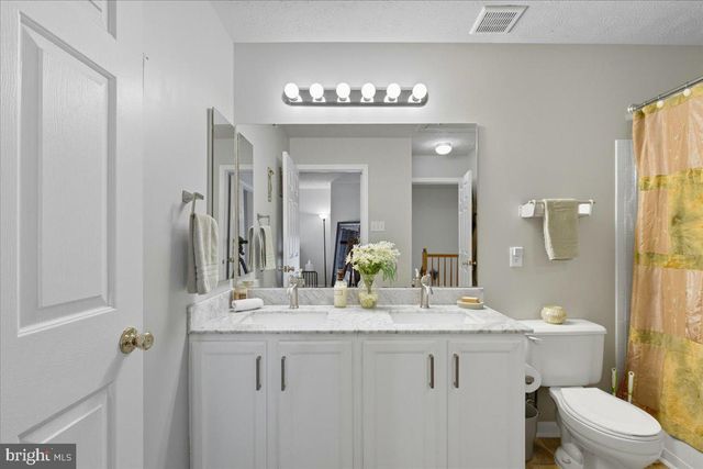 5213 CASTLESTONE DR, Baltimore, MD 21237