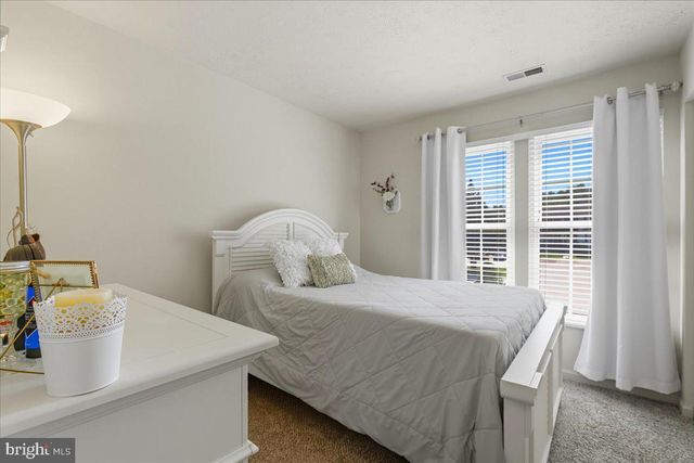 5213 CASTLESTONE DR, Baltimore, MD 21237