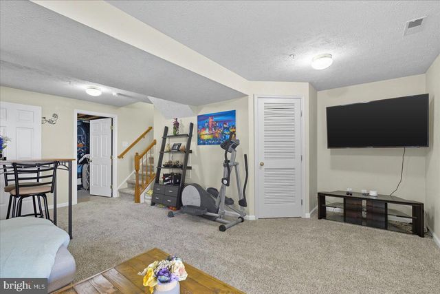 5213 CASTLESTONE DR, Baltimore, MD 21237