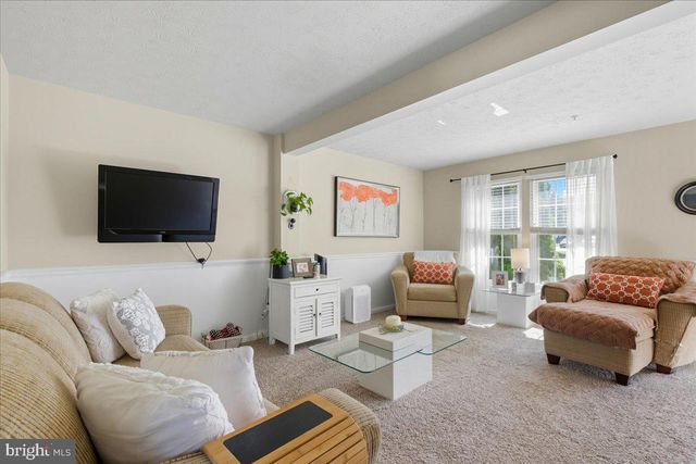 5213 CASTLESTONE DR, Baltimore, MD 21237