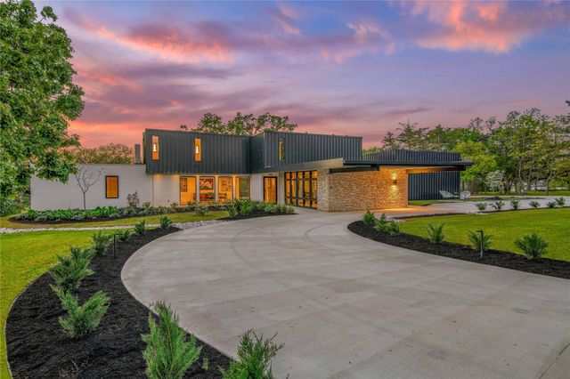 748 S Rosemary Drive, Bryan, TX 77802