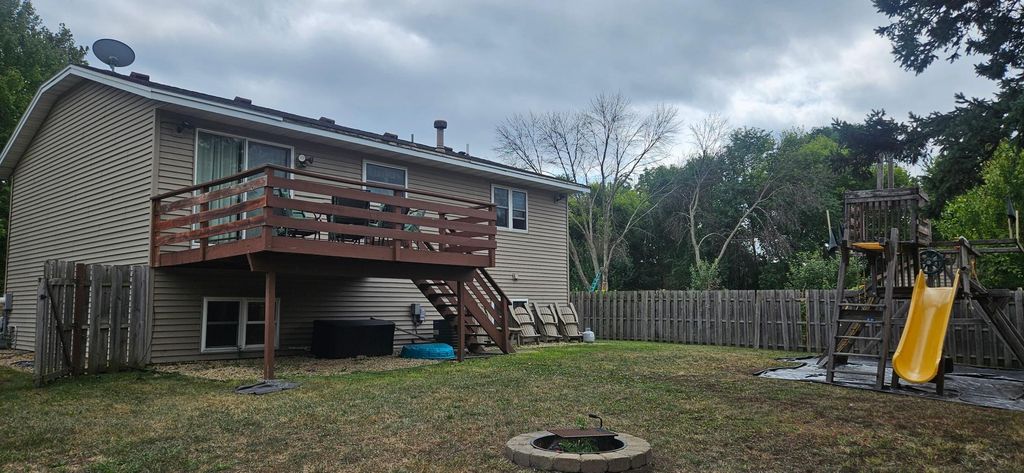 7040 71st Avenue N, Brooklyn Park, MN 55428 — photo 2