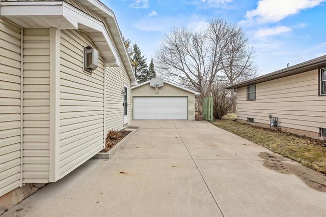 416 S JOSEPH STREET, Appleton, WI 54915