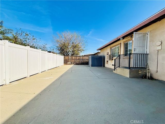 7760 Aspen Avenue A, Fontana, CA 92336