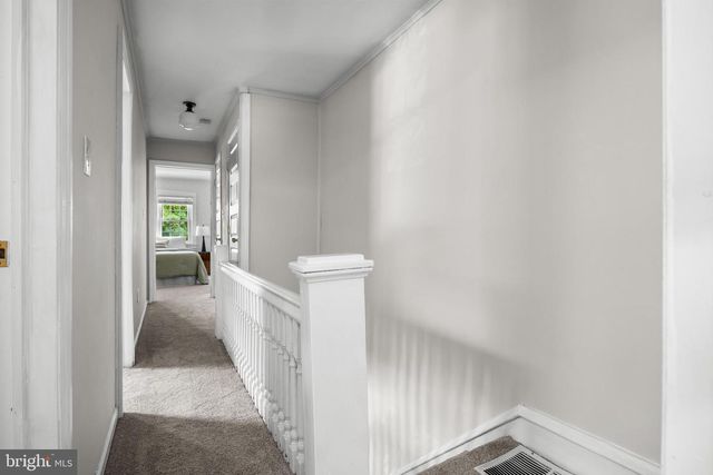 7 LAKE SHORE DR, Collingswood, NJ 08108