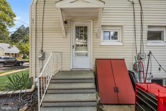 7 LAKE SHORE DR, Collingswood, NJ 08108