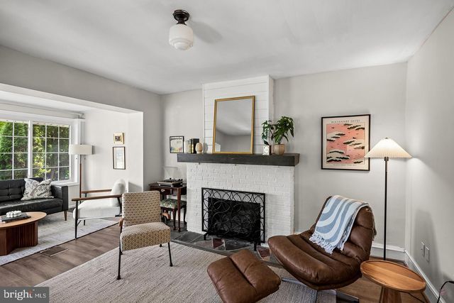 7 LAKE SHORE DR, Collingswood, NJ 08108