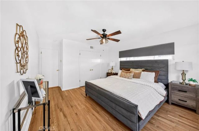 22817 Burbank Boulevard, Woodland Hills, CA 91367