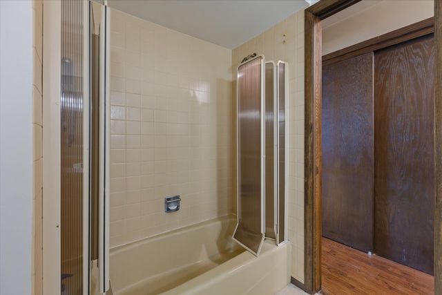 16533 Louis Avenue, South Holland, IL 60473