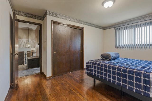 16533 Louis Avenue, South Holland, IL 60473