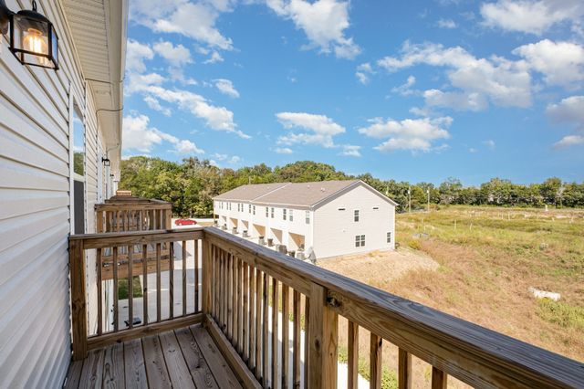 317 Moshe Feder Way, La Vergne, TN 37086