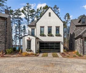208 Ambleside Village Lane, Davidson, NC 28036