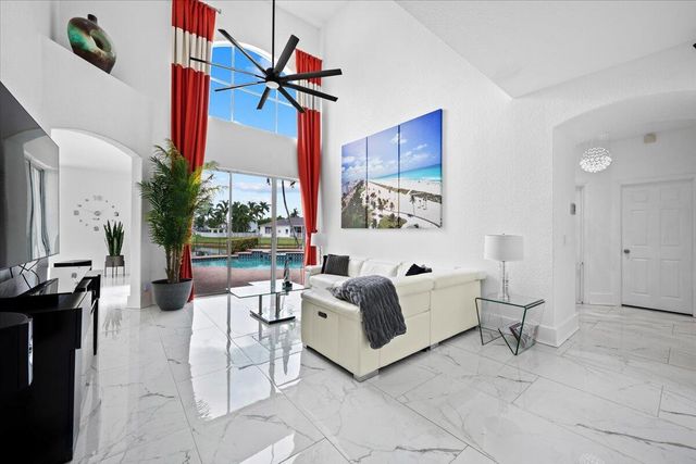 6445 Kirsten Way, Lake Worth, FL 33467