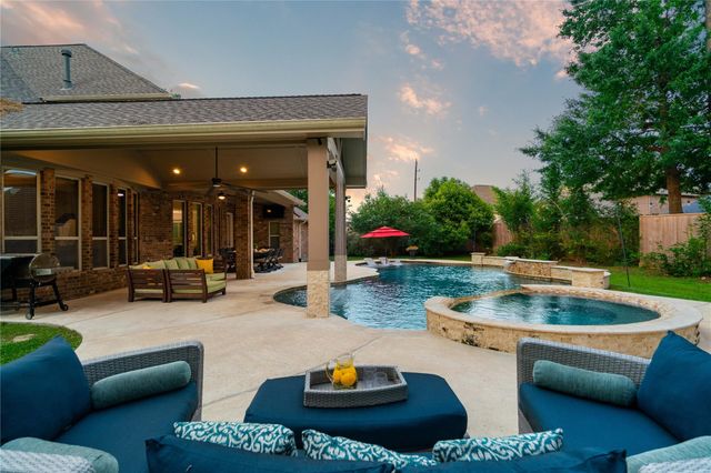 13851 Oak Fair Bend, Cypress, TX 77429