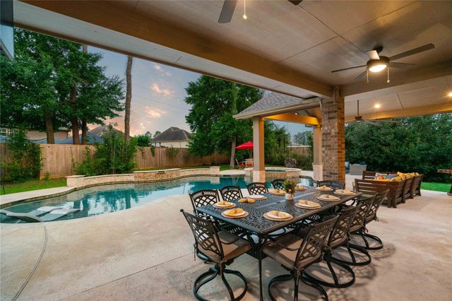 13851 Oak Fair Bend, Cypress, TX 77429