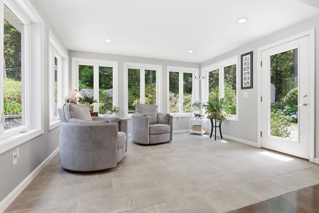 87 Depot Street, Westford, MA 01886