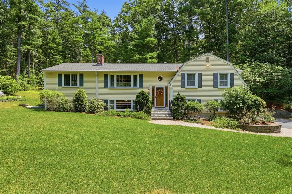 87 Depot Street, Westford, MA 01886
