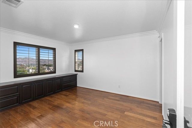 693 John Drive, Corona, CA 92879