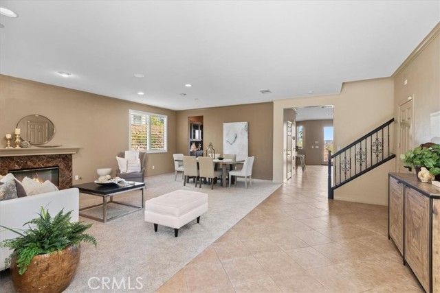 693 John Drive, Corona, CA 92879