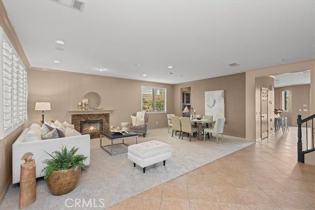 693 John Drive, Corona, CA 92879