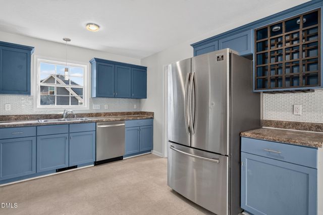 50 Summerlin, Sanford, NC 27332
