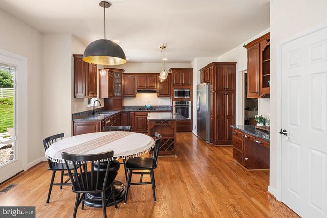 6106 CHALLEDON CIR, Mount Airy, MD 21771