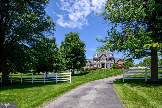 6106 CHALLEDON CIR, Mount Airy, MD 21771