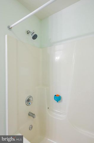 6106 CHALLEDON CIR, Mount Airy, MD 21771